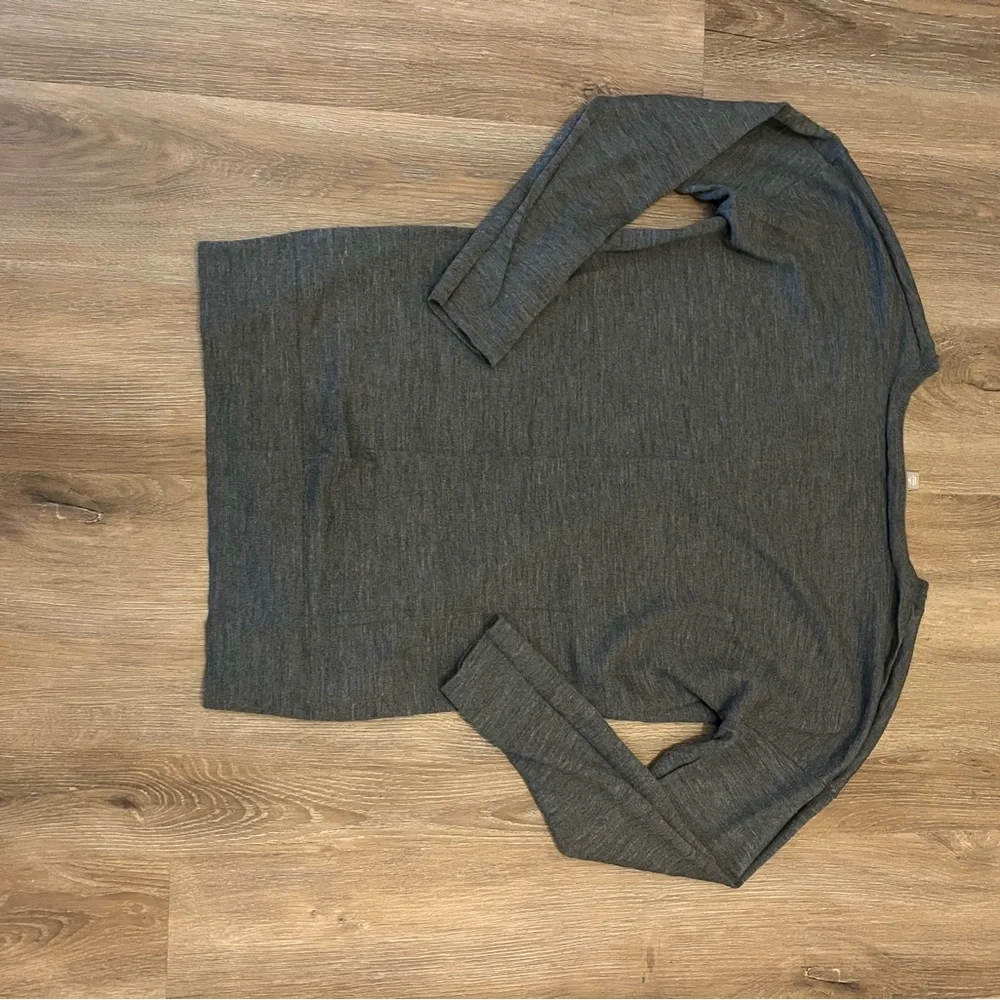 J. Jill Charcoal 100% Merino Wool Top - Picture 2 of 4